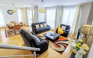 Living room - Luxurious 2 Bedroom Duplex Apartment in Kilimani, Nairobi (Nairobi)