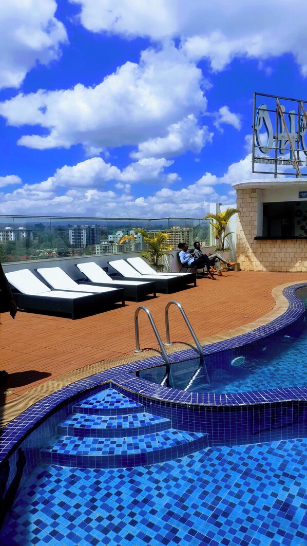 Apartemen, 2 kamar tidur, akses difabel, Boleh Merokok | Kolam renang