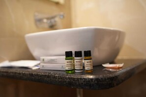 Habitación Deluxe | Servicios del cuarto de baño