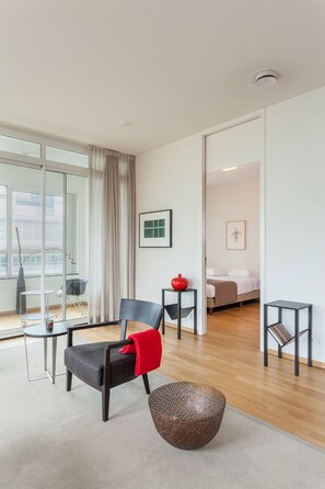 Room - Modern 2-bedroom executive apartment at the Zuidas, Amsterdam-South (Amsterdam)