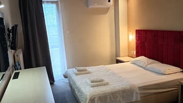 Single Room, Garden View