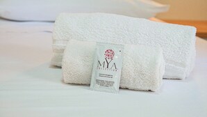 Ảnh chưa phân loại, 2 trong số 23 ảnh, nút