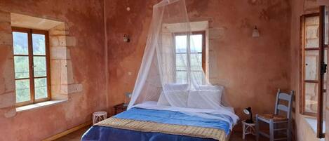 2 chambres, Wi-Fi, draps fournis
