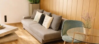 Cozy Home in Nature Park