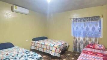 3 bedrooms, bed sheets