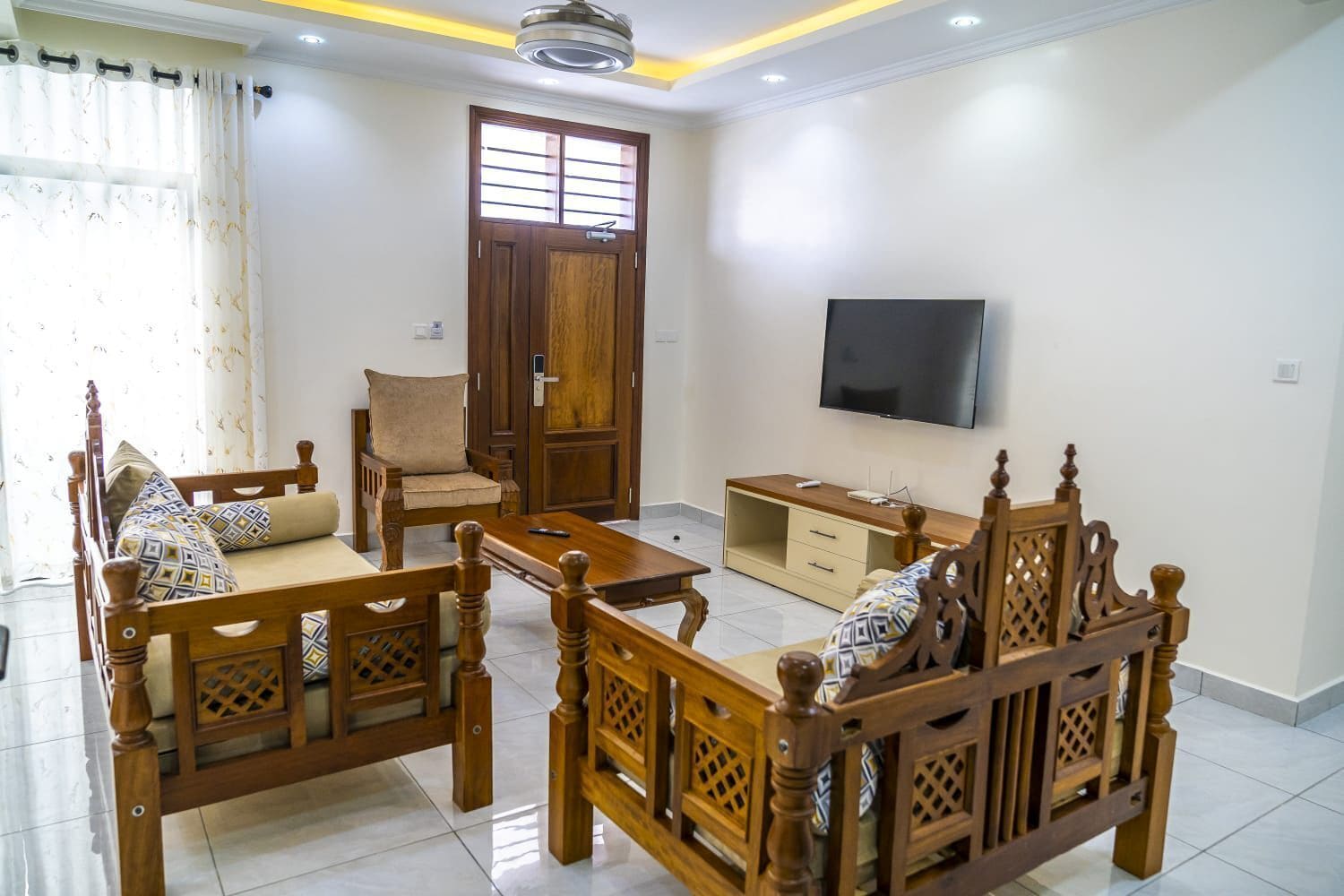 Villa, 3 Bedrooms, Accessible, Smoking | Living room