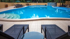 Utomhuspool