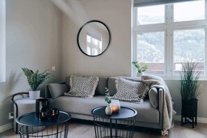 TV - Odda Apartments - 2BR - T32 (Ullensvang)