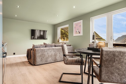 Odda Living - 3BR - Balcony - AG3