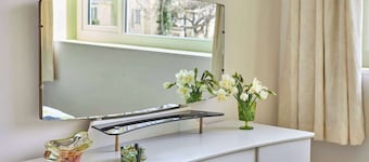 Host & Stay | Beachcomber Cottage Apartment