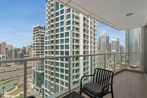Property grounds - Fully upgraded 1 Bedroom in JLT (Dubai)