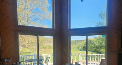 Riverfront! Beautiful Views! Hot Tub, Large Lot Close To Luray Caverns!