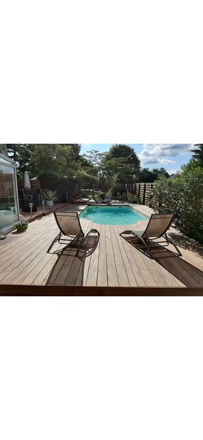 Pool - Small air-conditioned house with swimming pool (Eysines)