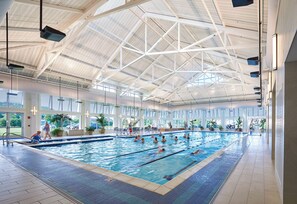Piscine intérieure