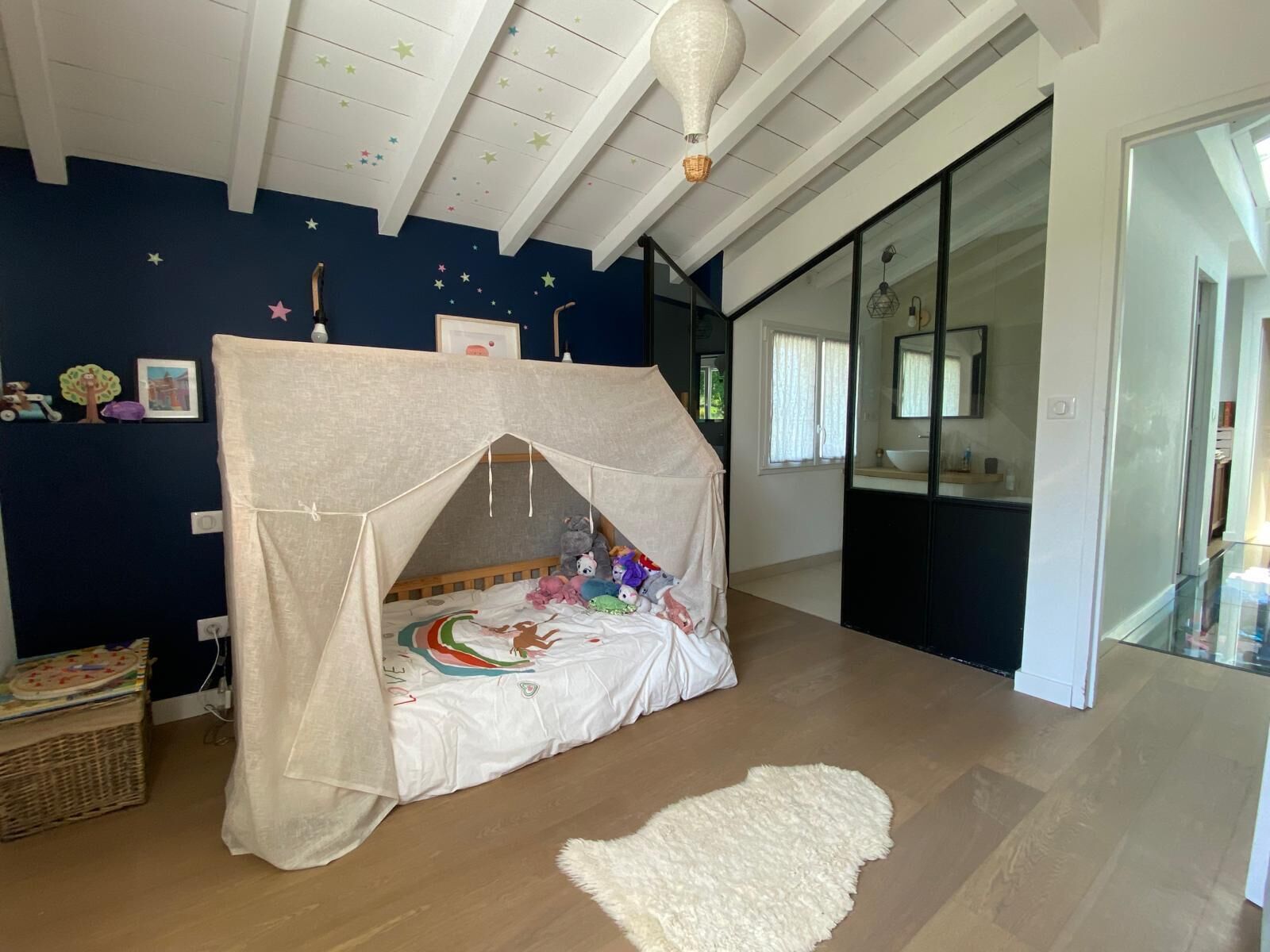2 chambres, Wi-Fi gratuit, draps fournis