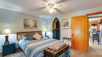 House (2 Bedrooms) | Interior
