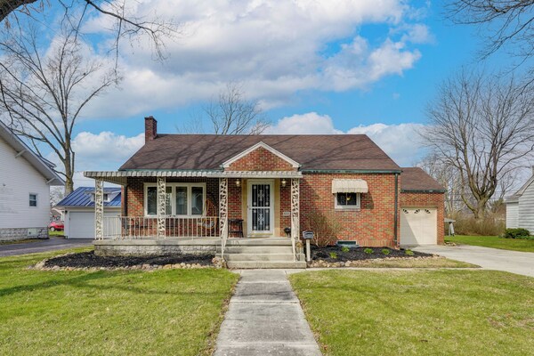 1 Mi To Dtwn Tiffin! Brick Bungalow W/ Patio, Yard - Ohio (State)