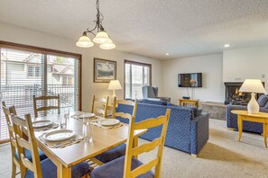 Apartment (3 Bedrooms) | Interior - Hot Tub! Walkable Condo 3 Mi to Winter Park Resort (Winter Park)
