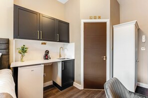 Interior - Wake, Sip, Slay – Stylish Studio with Cozy Feels (London)