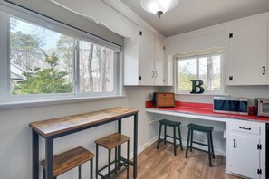 Interior - Deck & Patio! Walkable Downtown Cary Home (Cary)