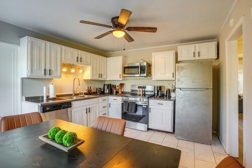 1 Mi to Sau: Collegedale Apt w/ Shared Yard!