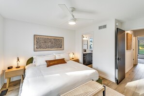 Interior - 3 Mi to Beach From 'the Harbor Collective' (New Buffalo)