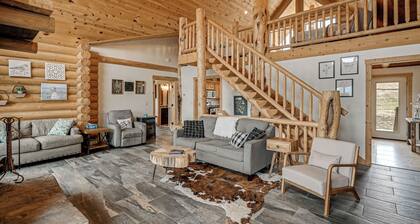 Group Retreat in the Bitterroot Valley w/ Hot Tub