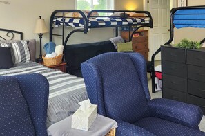 Apartment (0 Bedroom) | Interior - Ozark Mountain Launchpad! Cabin w/ Fishing On-site (Richland)