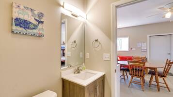 Apartment (0 Bedroom) | Interior