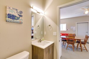 Apartment (0 Bedroom) | Interior