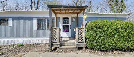 House (3 Bedrooms) | Front of property