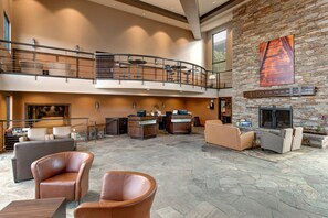 Lobby - Moose Mgmt at Prospector 527 (Park City)