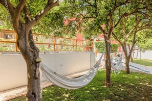 Property grounds - Algés Village Casa 4 by lisbon-coast vacation (Algés)