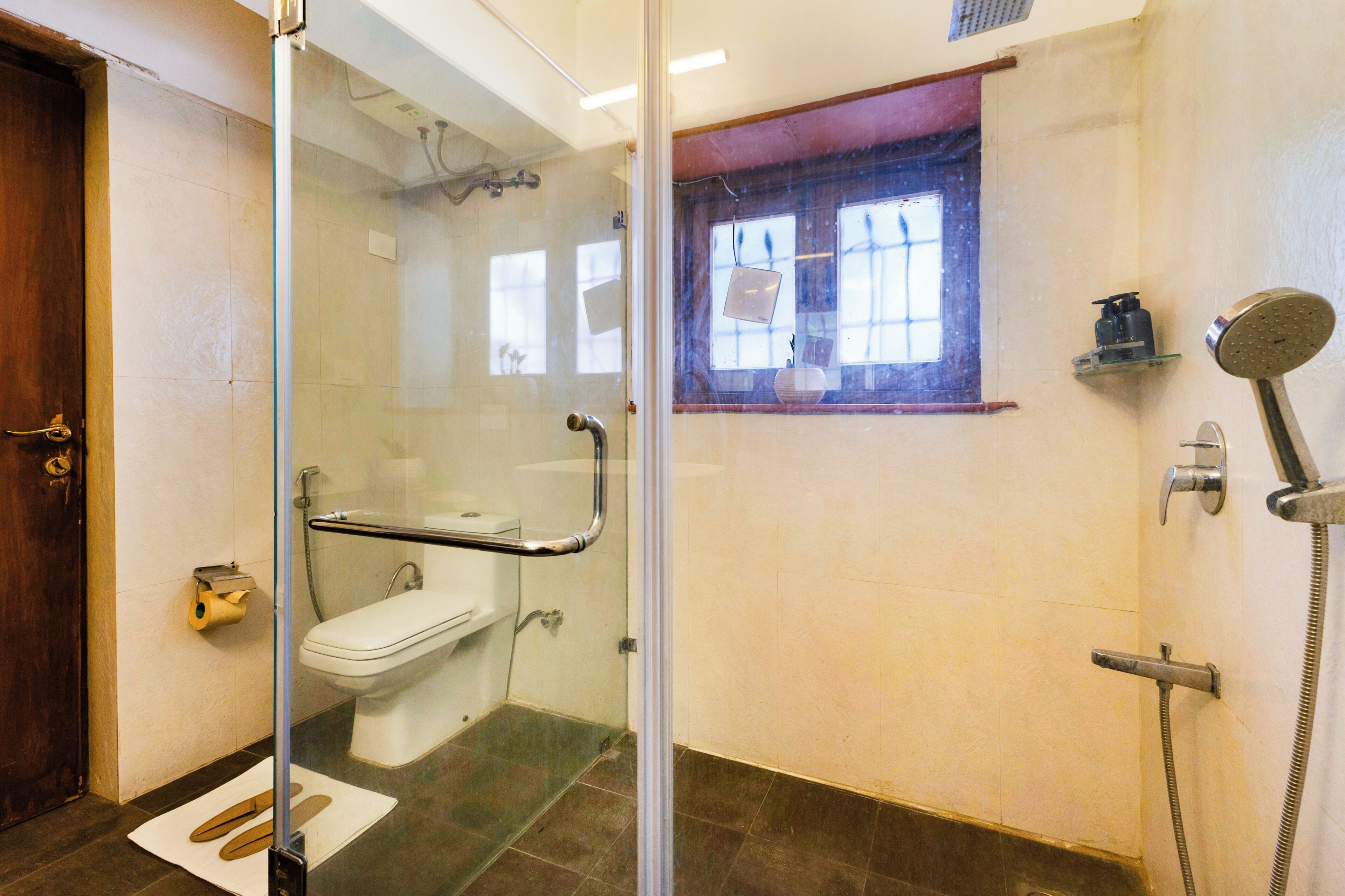 Deluxe Villa, Lake View | Bathroom