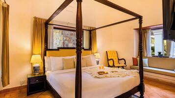 Vila luxo, vista para o lago