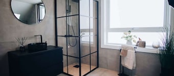 Odda Apartments - 3BR - Parking - T32