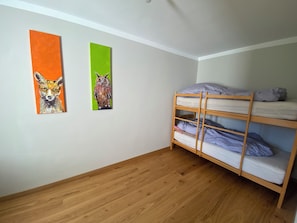 2 chambres, bureau, Wi-Fi gratuit, draps fournis