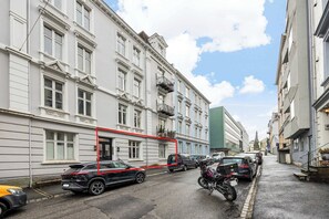 Exterior - Large 4BR in quiet Nygaard JB6 (Bergen)