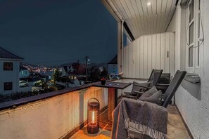 Property grounds - Spacious Bergen Apartment with Terrace & Parking (Bergen)
