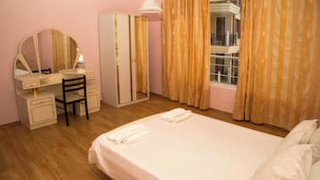 Appartement classique, 1 chambre, balcon