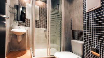 Classic-Apartment, 1 Schlafzimmer, Balkon | Badezimmer