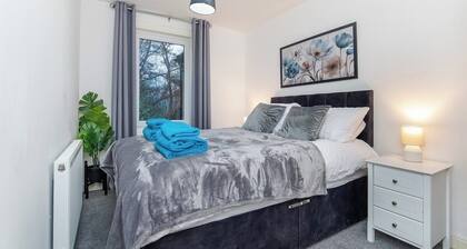 Comfortable 3BR House Glenrothes | Parking | WiFi