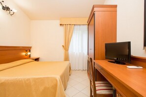 Basic Double or Twin Room - FRUIT VILLAGE Baia delle Sirene (Briatico)