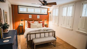 Iron/ironing board, travel cot, WiFi, bed sheets