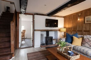 House | 2 bedrooms - Journey s End Luxury Cottage 100m From Sea (Chichester)
