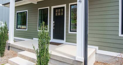 Hendersonville Duplex Sleeps 8 Free Tix