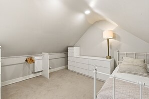 Desk, iron/ironing board, travel cot, WiFi