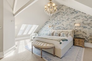 Desk, iron/ironing board, travel crib, WiFi