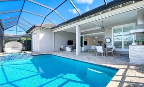 Piscina