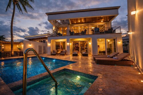 Elite Living |Rooftop Sun| Kite Beach|Heated Jacuzzi Pool